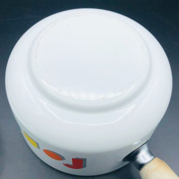 80s White Enamel Fondue Pot Gray Wooden Handle Rainbow Arcade Video Game Font - Picture 5 of 11